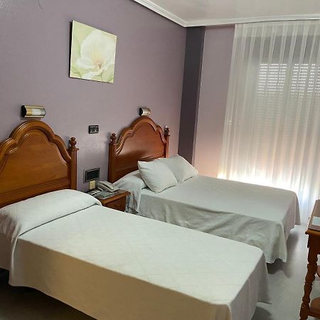 Hotel Lusitania, Centro Ciudad, Parking Privado Мерида Екстериор снимка