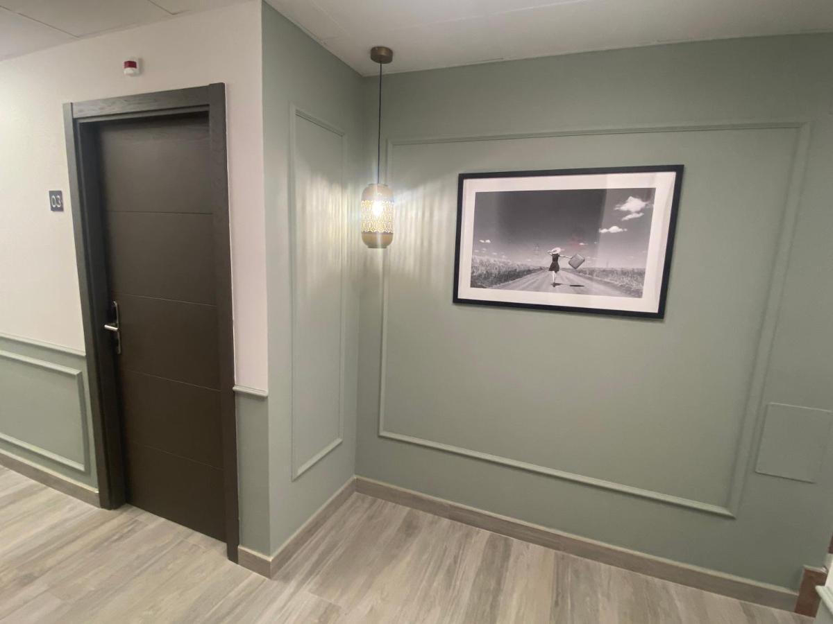 Hotel Lusitania, Centro Ciudad, Parking Privado Мерида Екстериор снимка