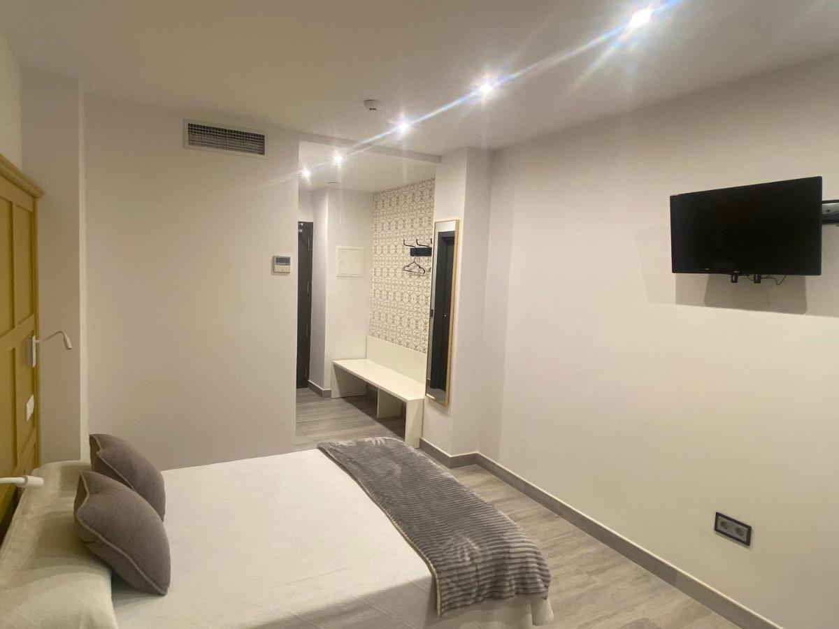 Hotel Lusitania, Centro Ciudad, Parking Privado Мерида Екстериор снимка