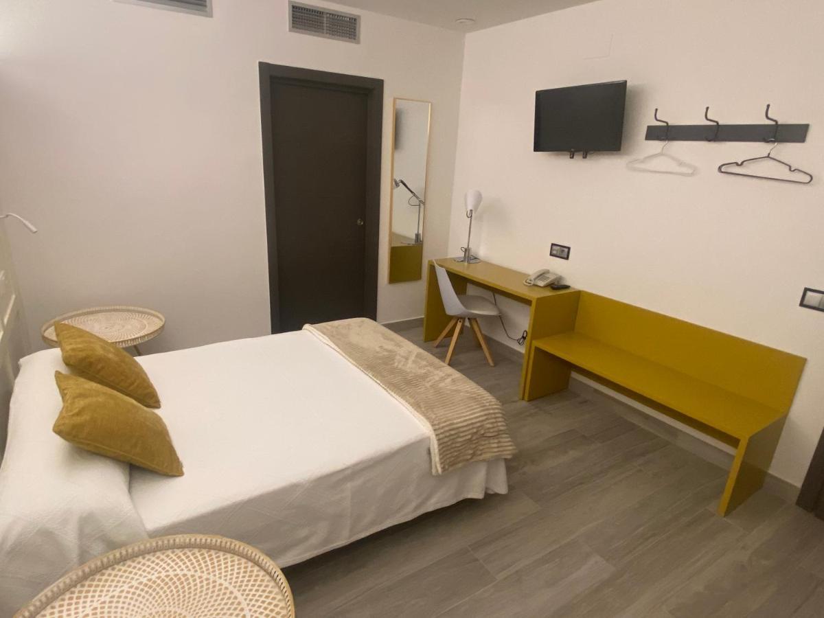 Hotel Lusitania, Centro Ciudad, Parking Privado Мерида Екстериор снимка