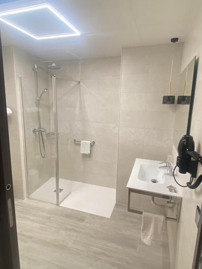 Hotel Lusitania, Centro Ciudad, Parking Privado Мерида Екстериор снимка