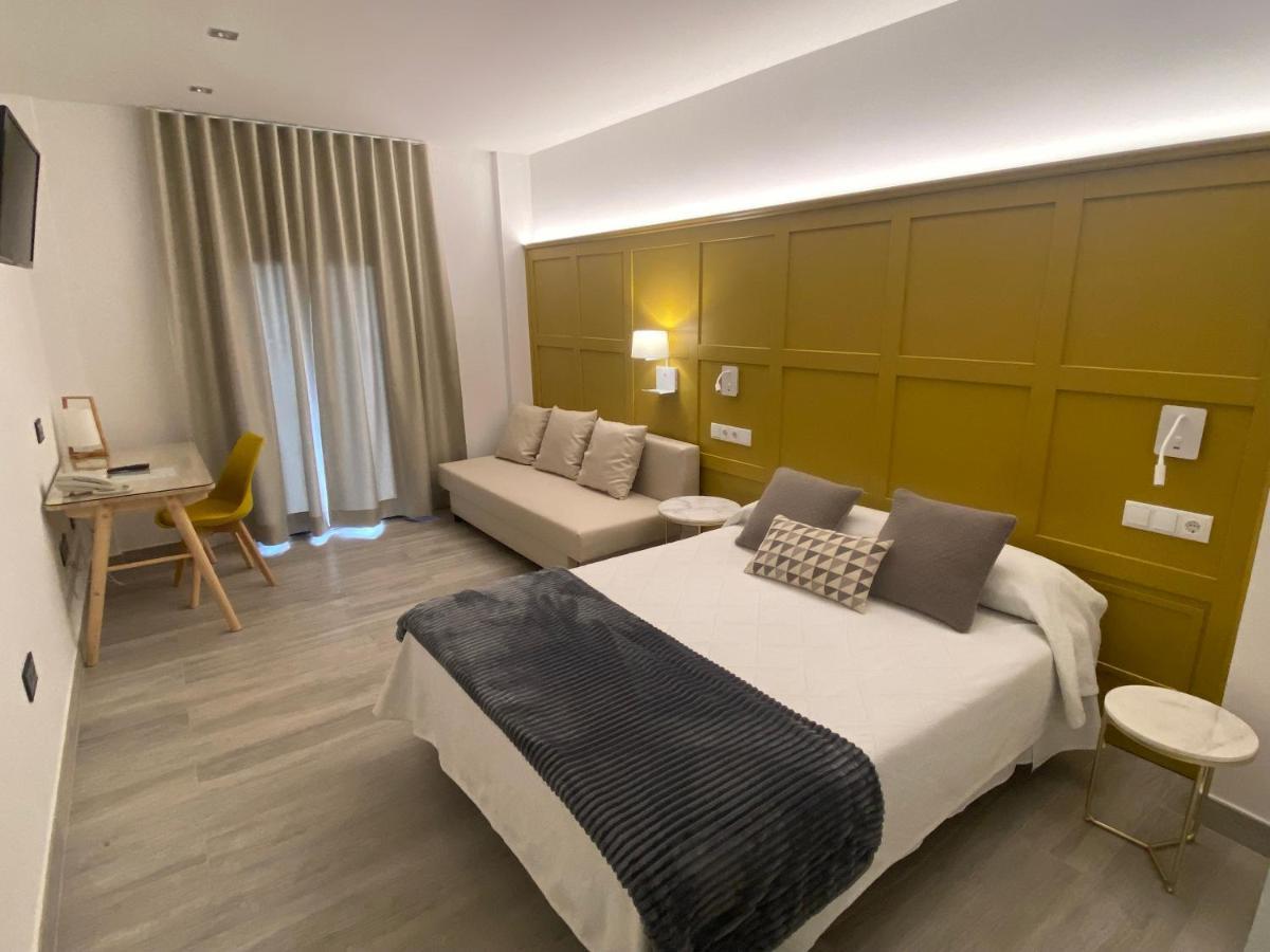 Hotel Lusitania, Centro Ciudad, Parking Privado Мерида Екстериор снимка