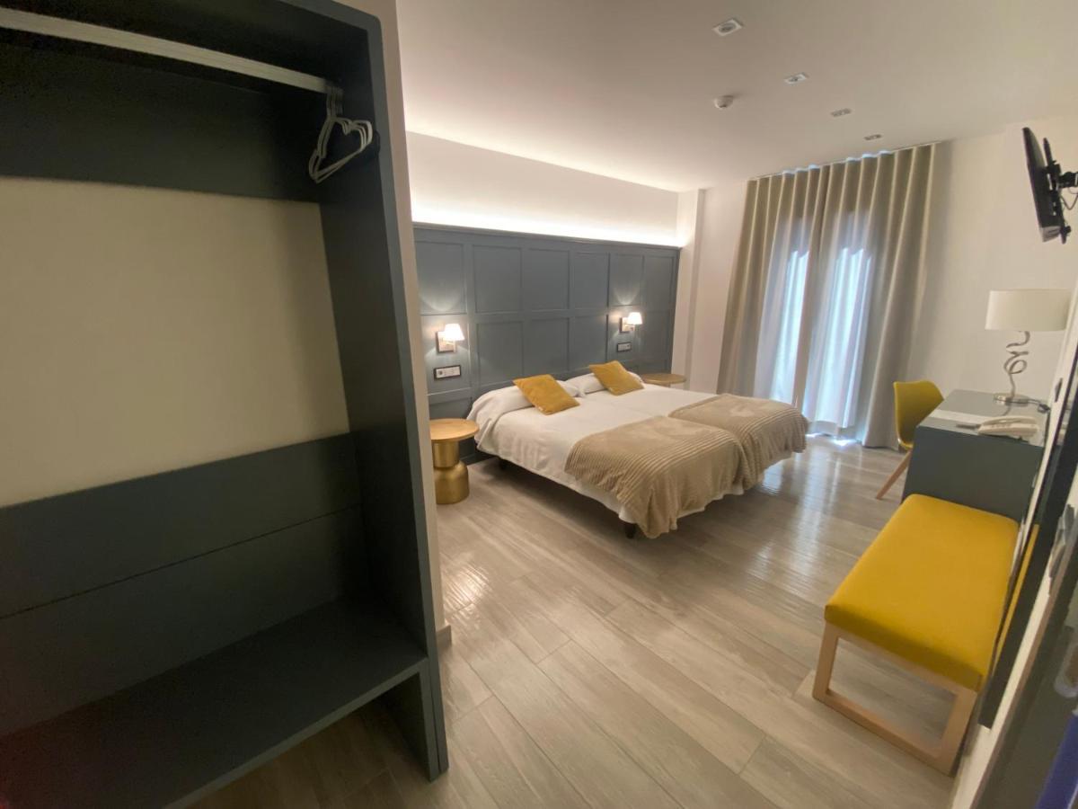 Hotel Lusitania, Centro Ciudad, Parking Privado Мерида Екстериор снимка