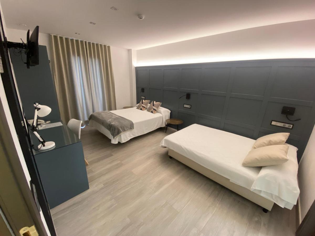 Hotel Lusitania, Centro Ciudad, Parking Privado Мерида Екстериор снимка